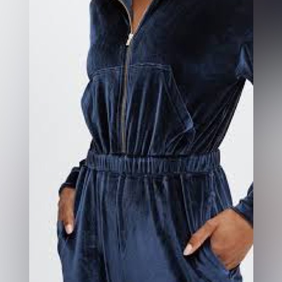 Fabletics Navy Velour Zip Up Wide Leg Jumpsuit Size 4X - Picture 3 of 13